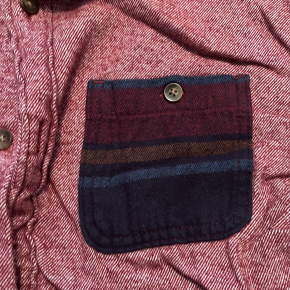 Hollister Button Up - Picture 2 of 5